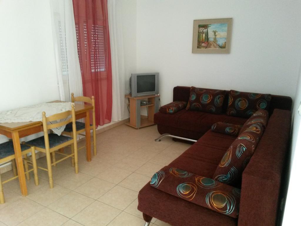 Ruzica Apartments Vir Exterior foto