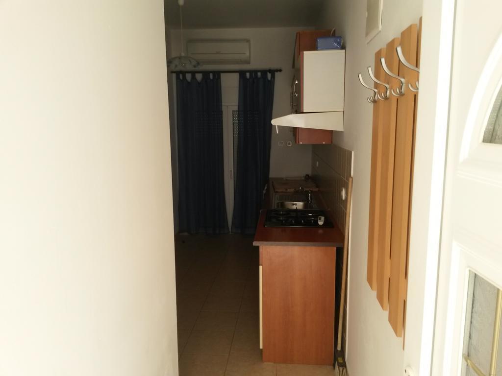 Ruzica Apartments Vir Exterior foto